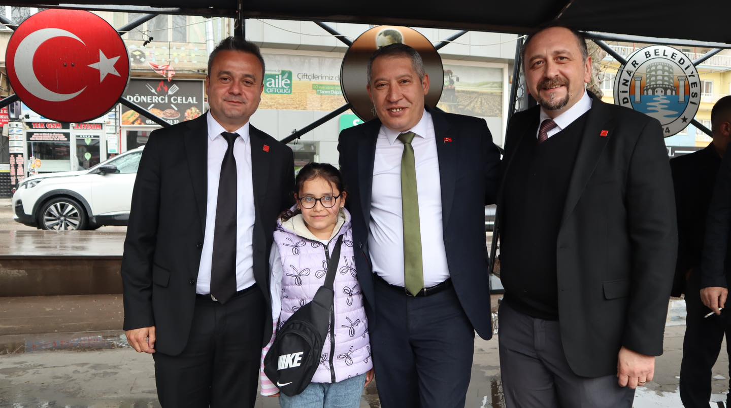 Dinar Belediye Bakanmz Veysel Topu, CHP le Bakanlnn Bayramlama Programna Katld