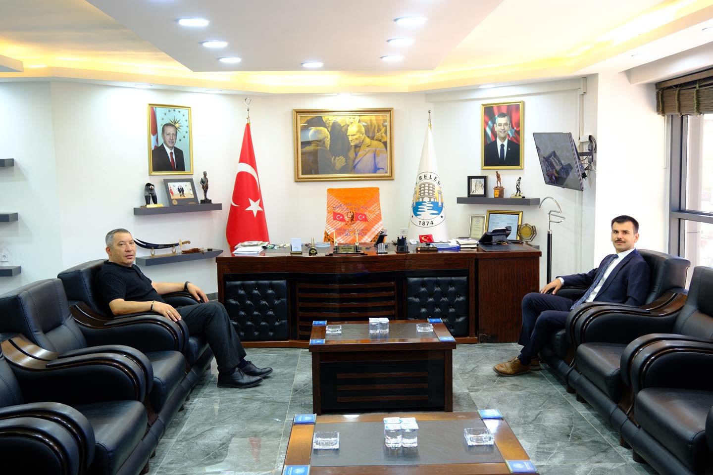  Ar Ceza Mahkemesi Bakanmz Emrah TURANdan Belediye Bakanmz Veysel Topuya Veda Ziyareti
