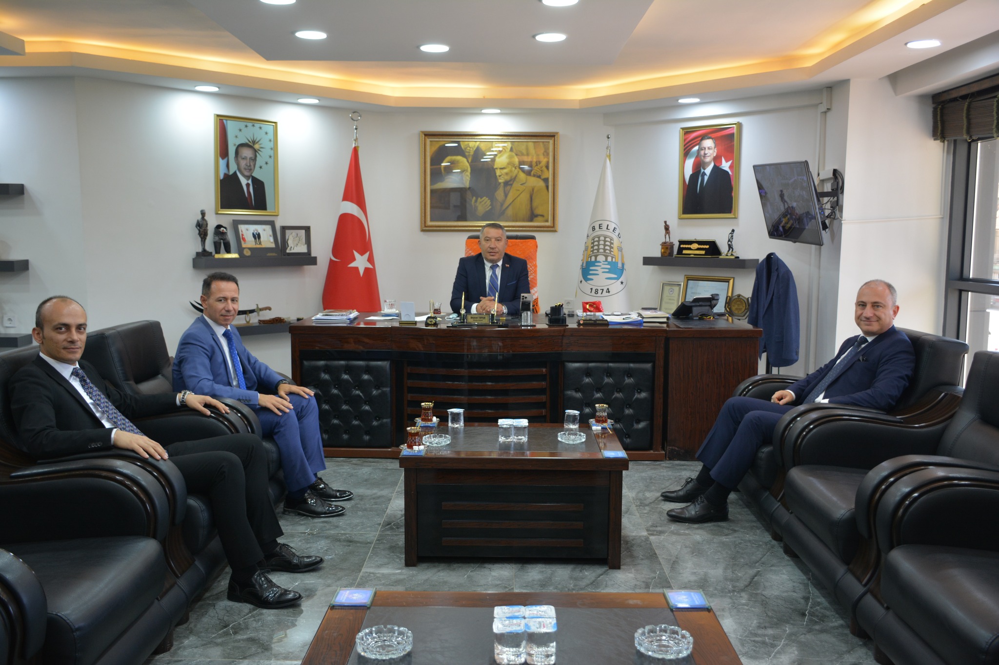 Halkbankas Afyonkarahisar Blge Koordinatrl Blge Mdrmz Birkan Meydan Bakanmz Veysel Topuya ziyaret