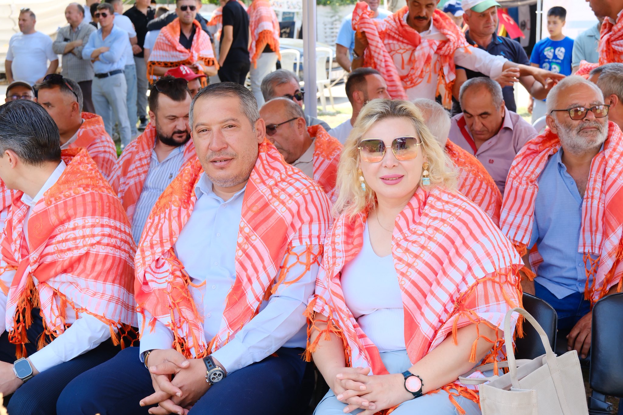 Dinar Belediye Bakanmz Veysel Topu, Barakl Ky 2. Dayanma ve Buday Festivaline Katld