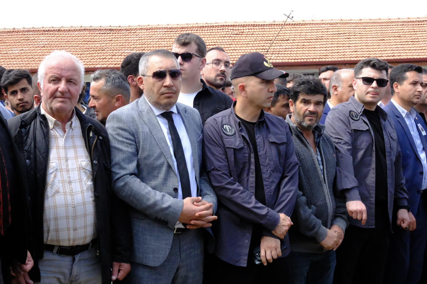 Aziz ehidimize Minnetle Veda!