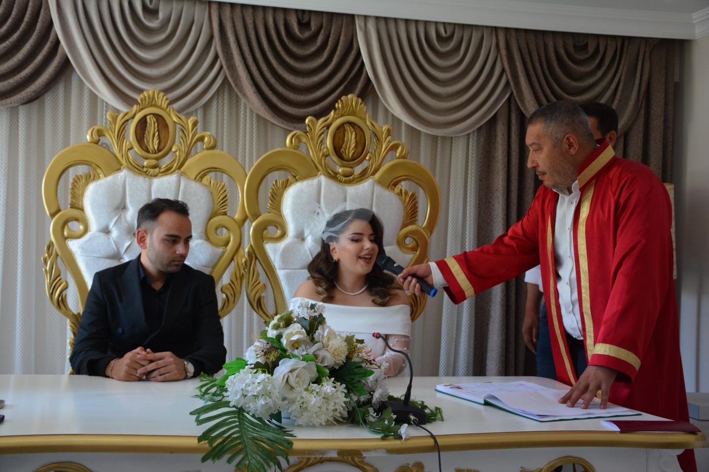 Dinar Belediye Bakanmz Veysel Topu Gen iftimizin Nikahn Kyd