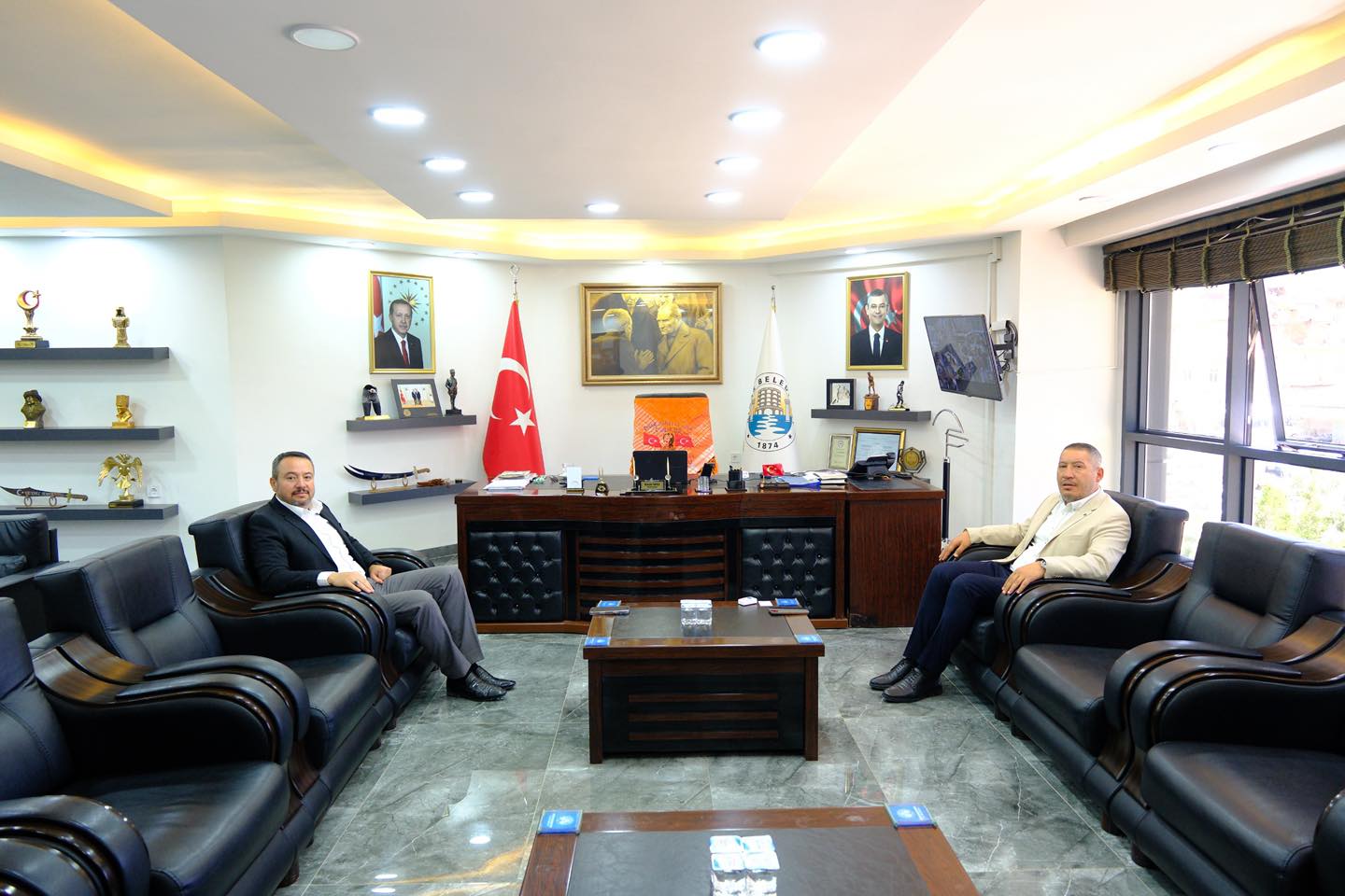 Sandkl Belediye Bakanmz Adnan ztatan Dinar Belediye Bakanmz Veysel Topuya 
