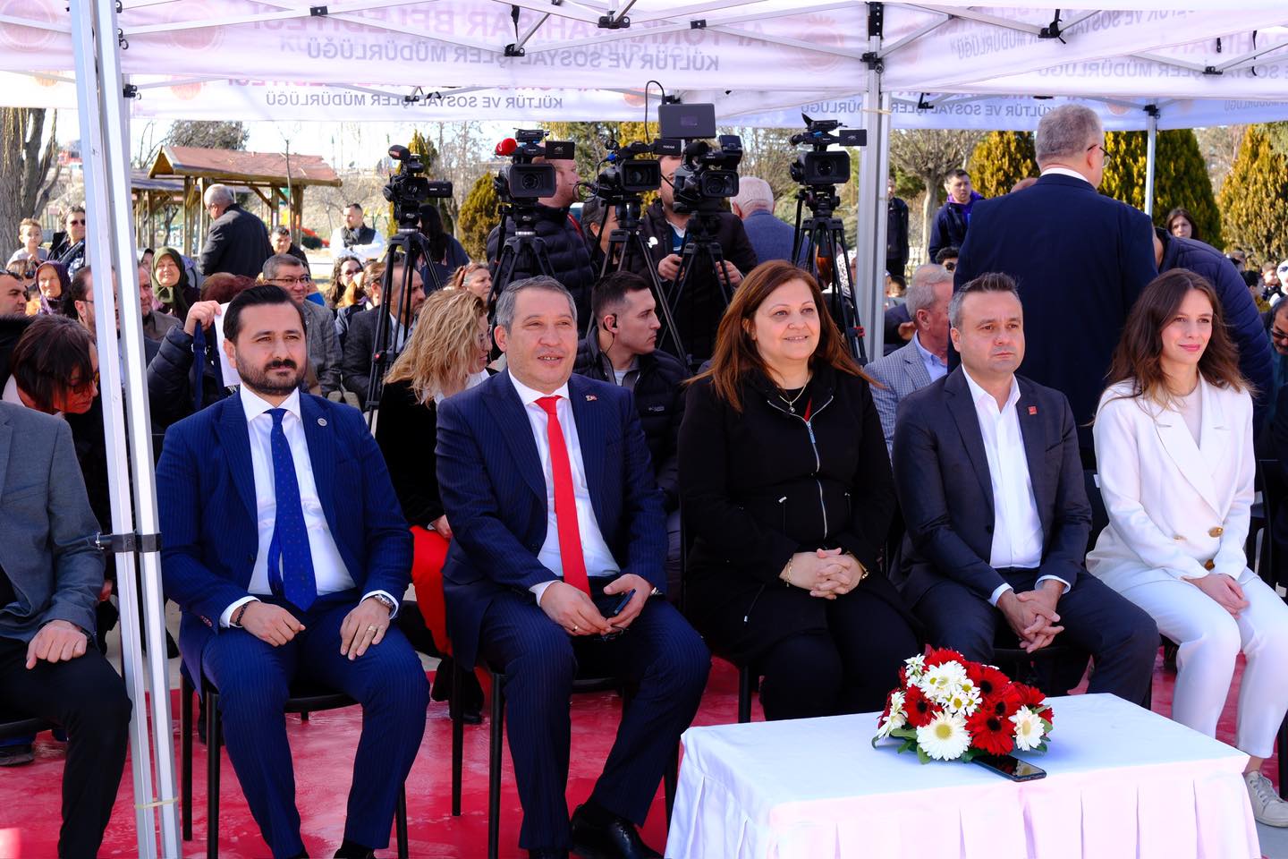 Dinar Belediye Bakanmz Veysel Topu, Afyonkarahisar Zaferin ocuklar Gndz Bakmevi Alna Katld