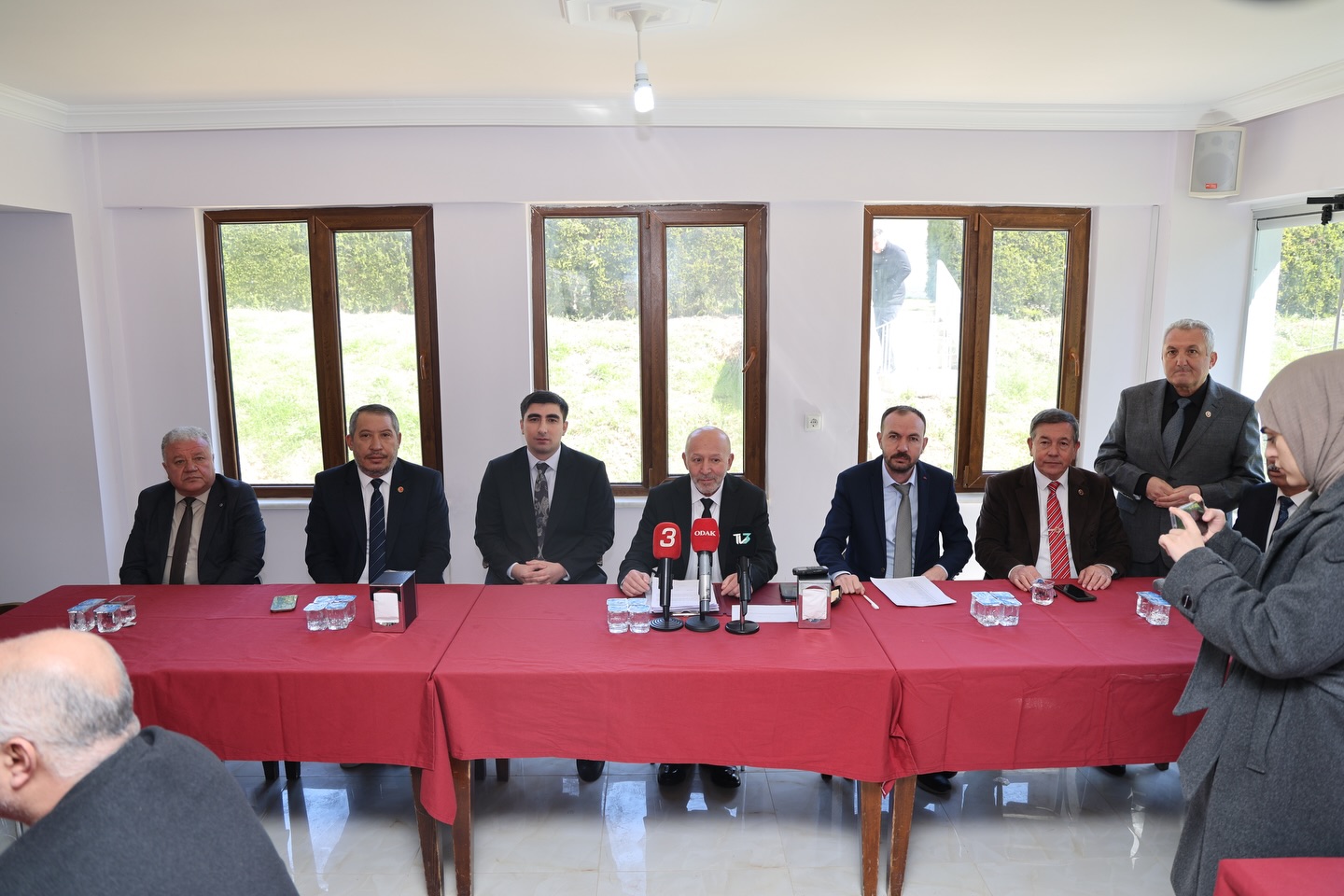 �L GENEL MECL�S� YAPA�ILI K�YܴNDE TOPLANDI