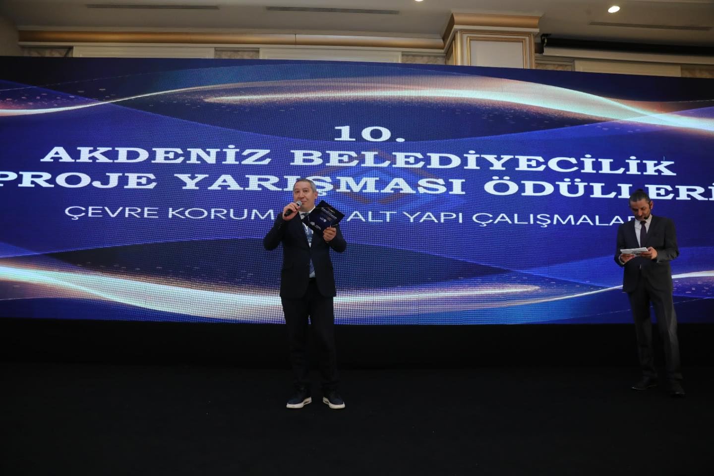 Belediye Ba�kan�m�z Veysel Top�u Akdeniz Belediyeler Birli�i Toplant�s�na Kat�ld�