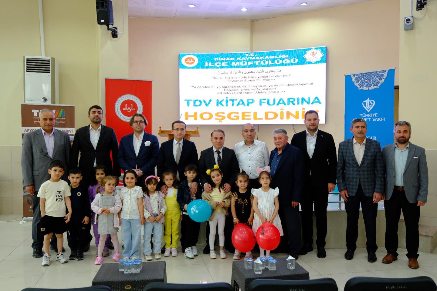 Dinarda TDV Kitap Fuar Ald