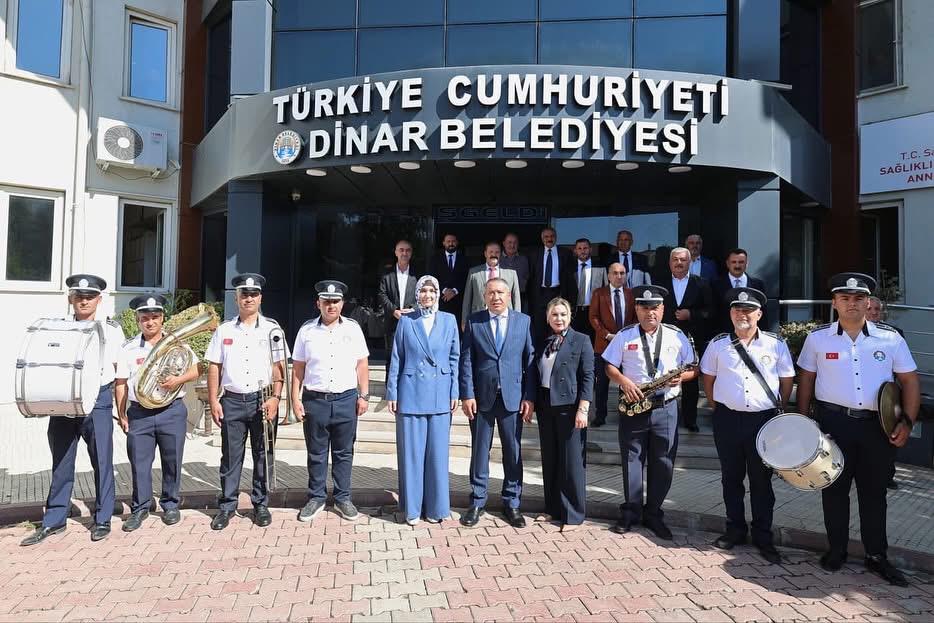 Afyonkarahisar Valimiz Do. Dr. Kbra Gran Yiitbandan Dinar Belediyemize Ziyaret